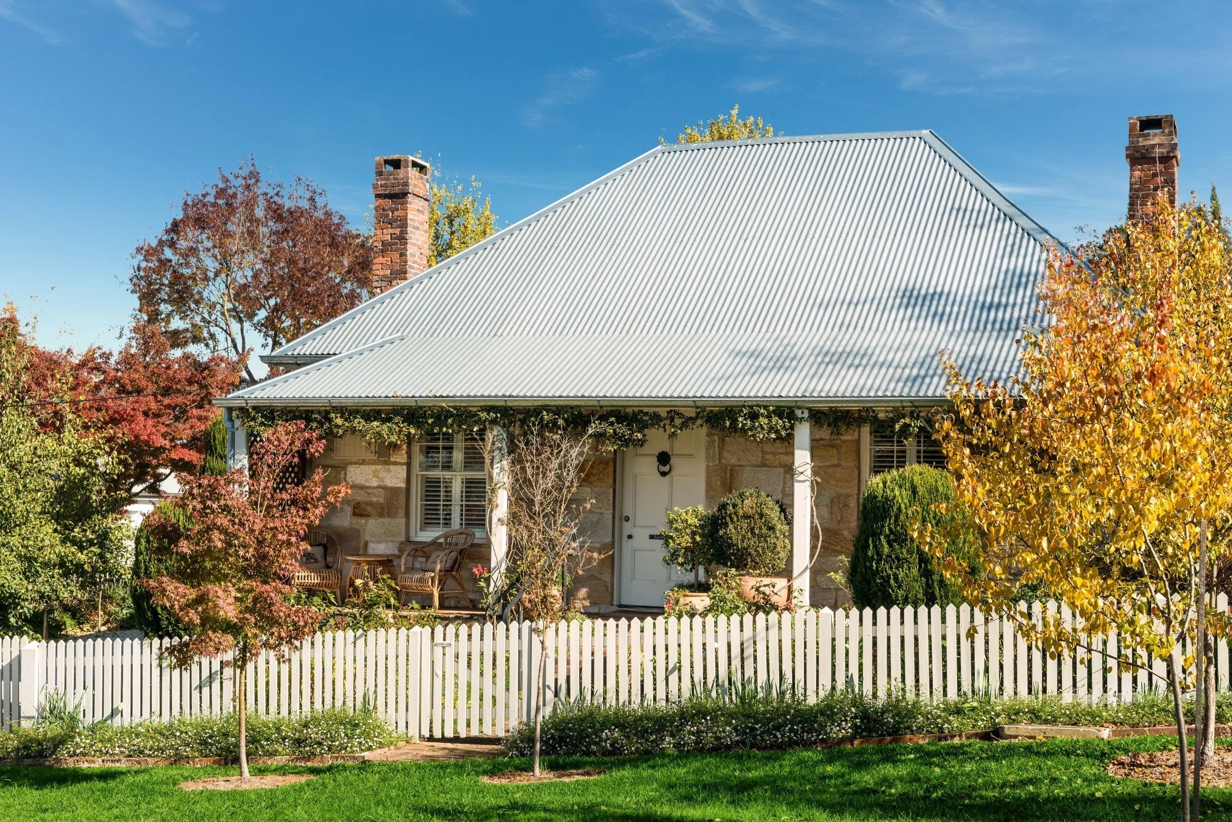 Art, Home and Heart – Stories from the Walls of the Highlands